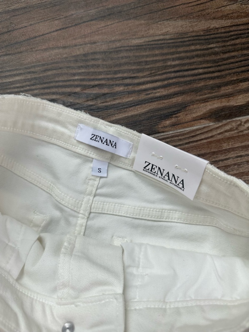 Zenana Outfitters White Denim Raw-Edge Mini Skort - Picture 5 of 12